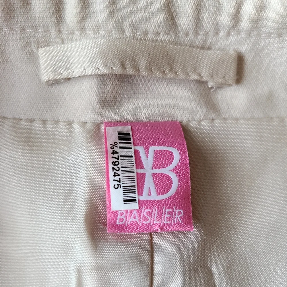 Basler Blazer 💗 - Picture 3 of 11